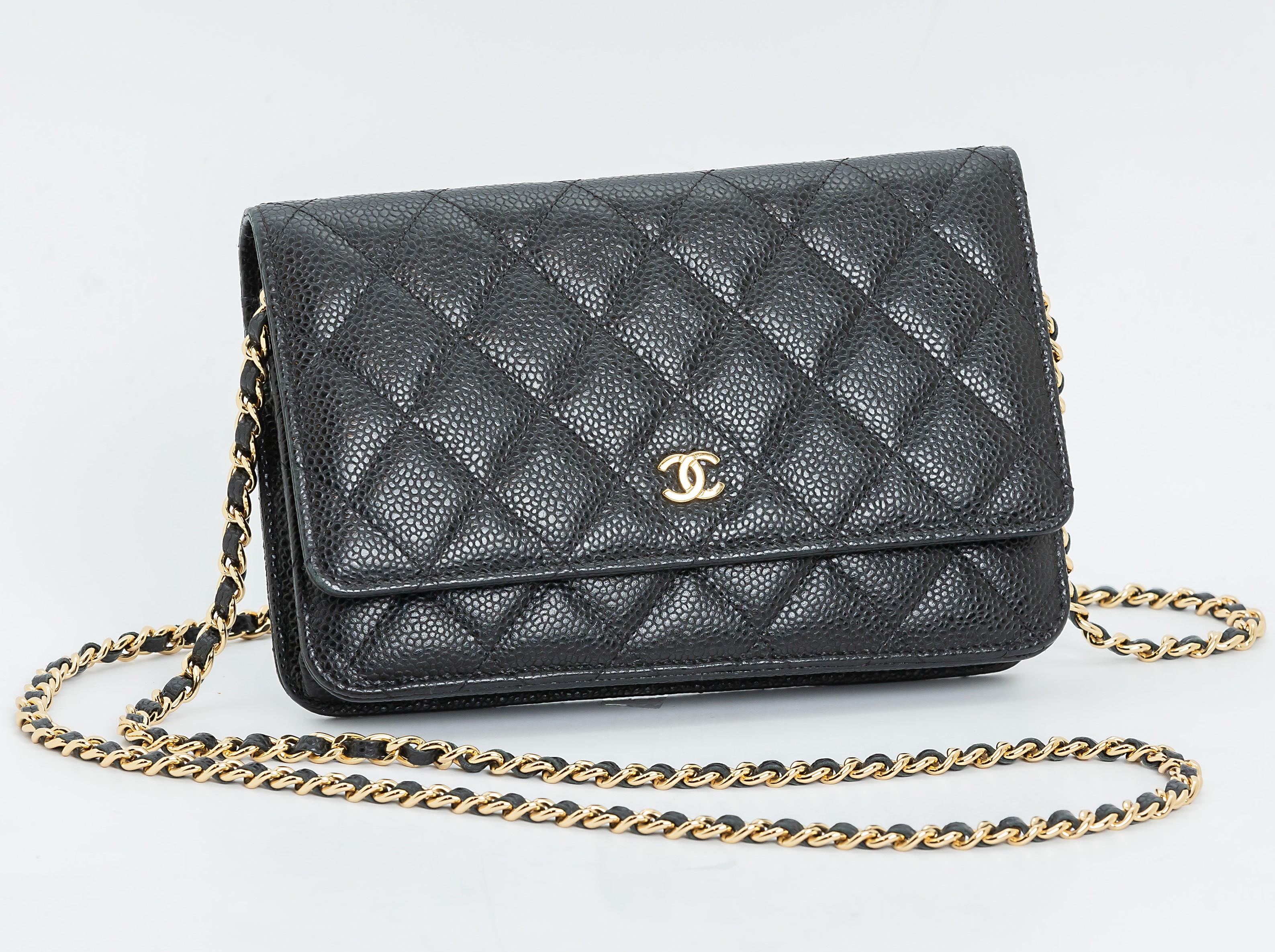 CHANEL (シャネル) マトラッセ チェーンショルダー  A33814