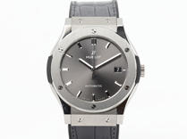 HUBLOT (ウブロ)クラシック フュージョン チタニウム 511.NX.7071.LR