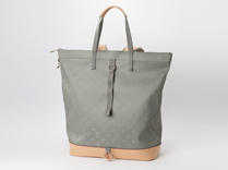 LOUIS VUITTON(ルイ・ヴィトン)モノグラム・チタニウム M43887