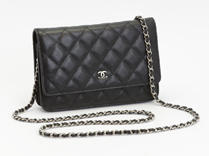 CHANEL (シャネル)  マトラッセ チェーンショルダー　A33814