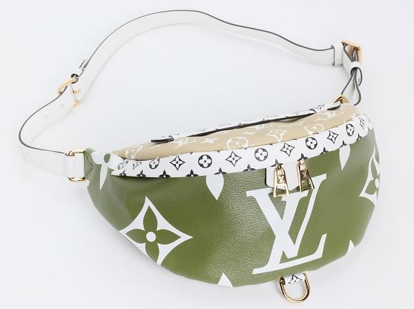 LOUIS VUITTON(ルイ・ヴィトン)モノグラム バムバッグ M44611