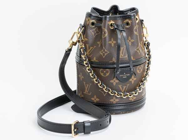 LOUIS VUITTON(ルイ・ヴィトン) カノエ M83480