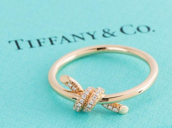 Tiffany & Co. (ティファニー) 750PG ノットリング ダイヤモンド