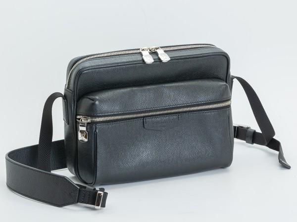 LOUIS VUITTON(ルイ・ヴィトン)タイガ アウトドア・メッセンジャー PM M33435