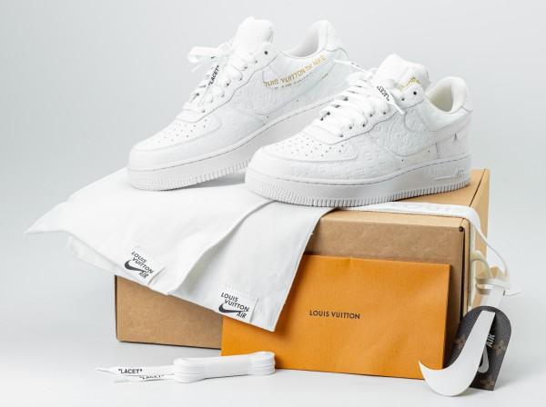LOUIS VUITTON(ルイ・ヴィトン)スニーカー 1A9V86 NIKEコラボ エアフォース1