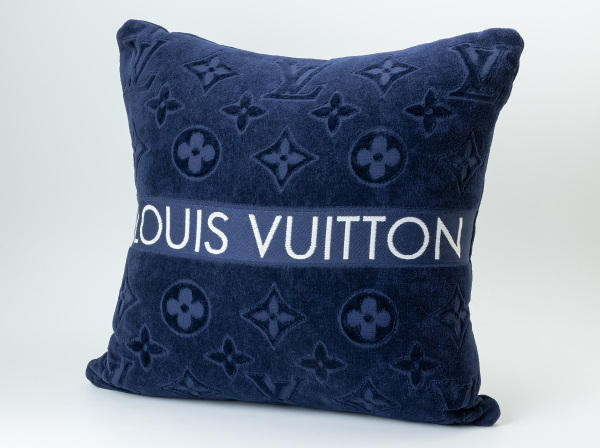 LOUIS VUITTON(ルイ・ヴィトン) M78816 クッサン・LV バケーション ブルーマリーヌ