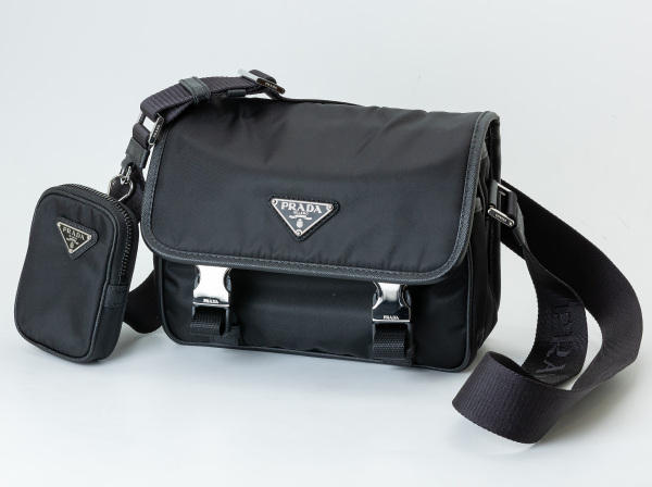 PRADA (プラダ) ショルダーバッグ 2VD034