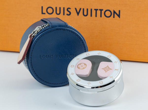 LOUIS VUITTON(ルイ・ヴィトン)ホライゾン イヤホン QAB150