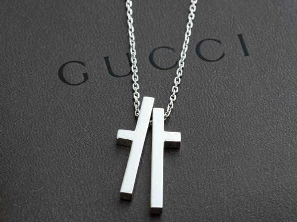 GUCCI (グッチ)ネックレス 750WG セパレートクロス