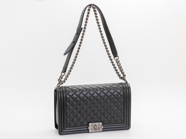CHANEL (シャネル) ボーイシャネル チェーンショルダー A92193