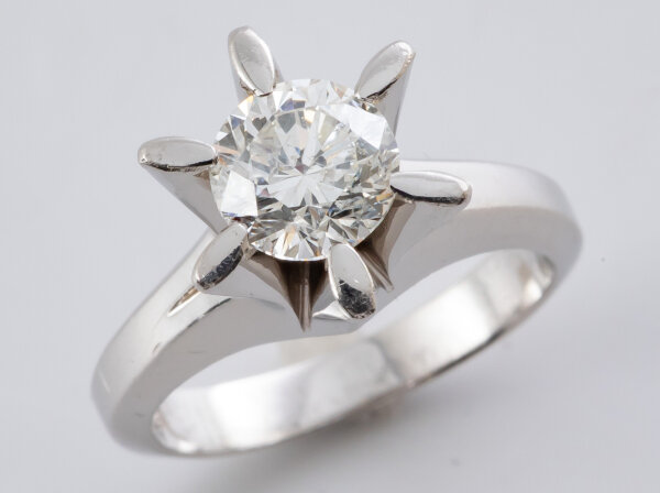 Pt900 ダイヤモンド  リング