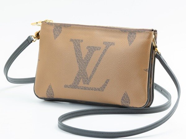 LOUIS VUITTON(ルイ・ヴィトン)モノグラム・ジャイアント リバース ポシェット・ドゥーブル ジップ M69203