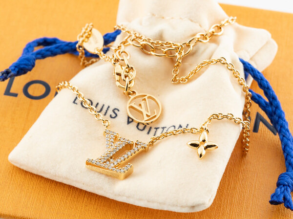 LOUIS VUITTON(ルイ・ヴィトン) M00596 ネックレス LV アイコニック ゴールド
