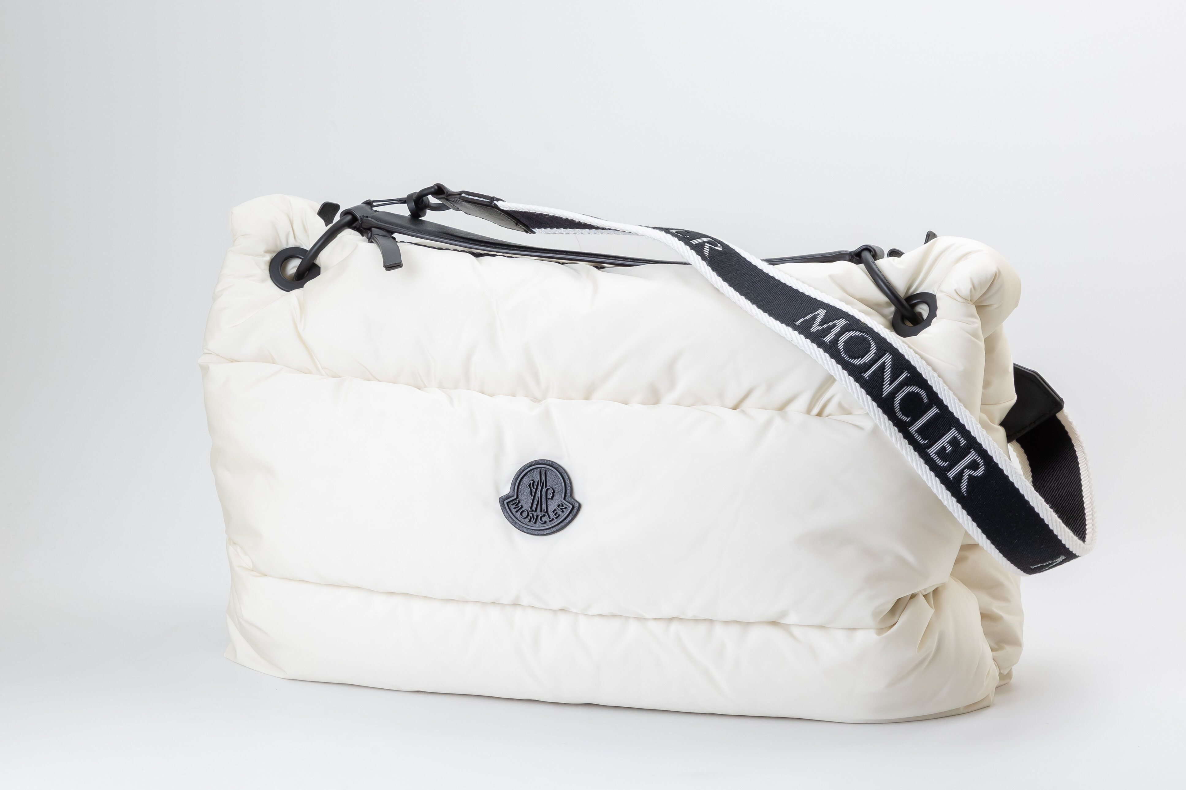 Moncler (モンクレール)2wayショルダーバッグ レジェール ジップトート I209B5D00002