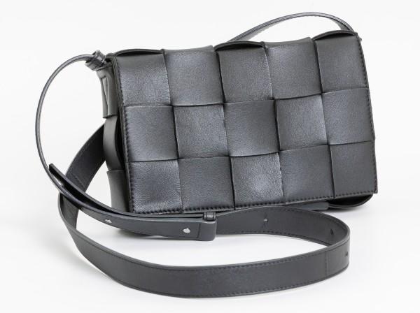 BOTTEGA VENETA (ボッテガ・ヴェネタ)ショルダーバック 578004VMAY11229