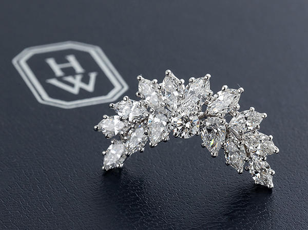 HARRYWINSTON (ハリー・ウィンストン)ブローチ BHDPCSSMWC