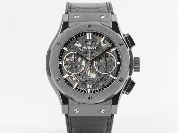 HUBLOT(ウブロ)クラシック・フュージョン アエロ クロノグラフ ブラックマジック 525.CM.0170.LR